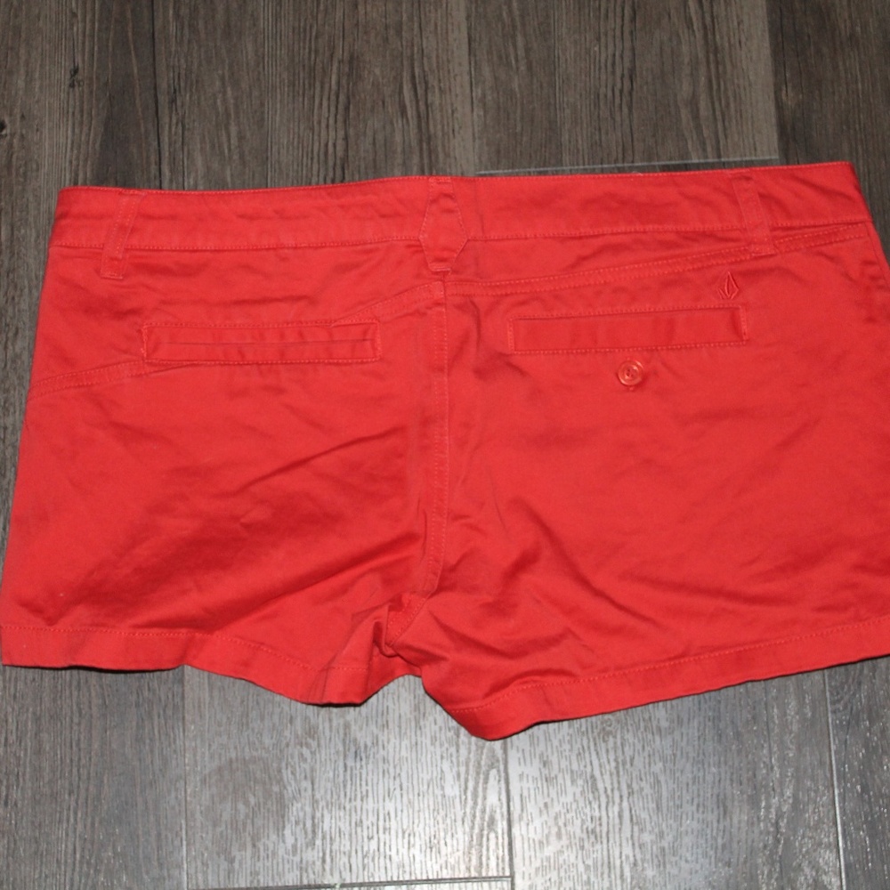 Coral Volcum Shorts
